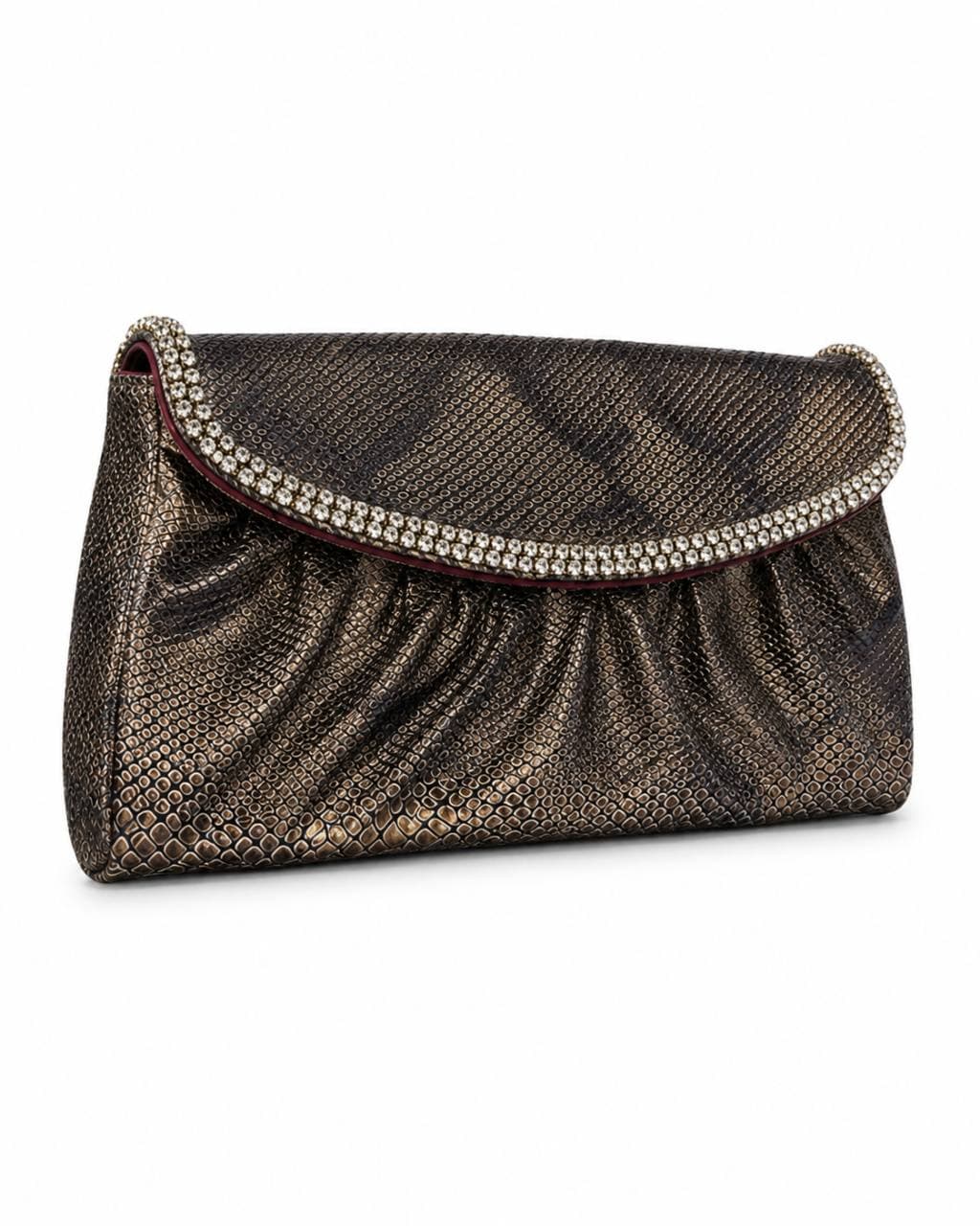 Clutch de festa com textura de cobra e strass